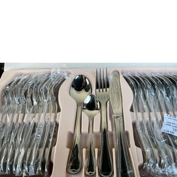 72-Piece Venezia Luna Flatware Set & Storage Leather - 18/10 Steel Silverware